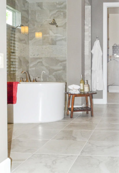 how to design for small bathrooms and living spaces 13
